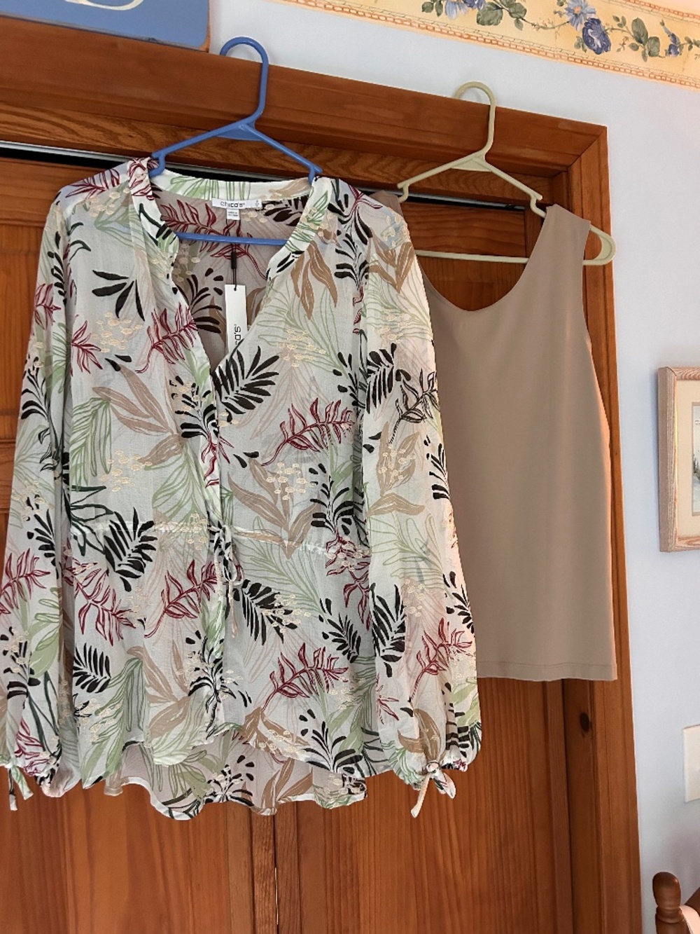 Chicos size 2 Dressy top and matching tank
